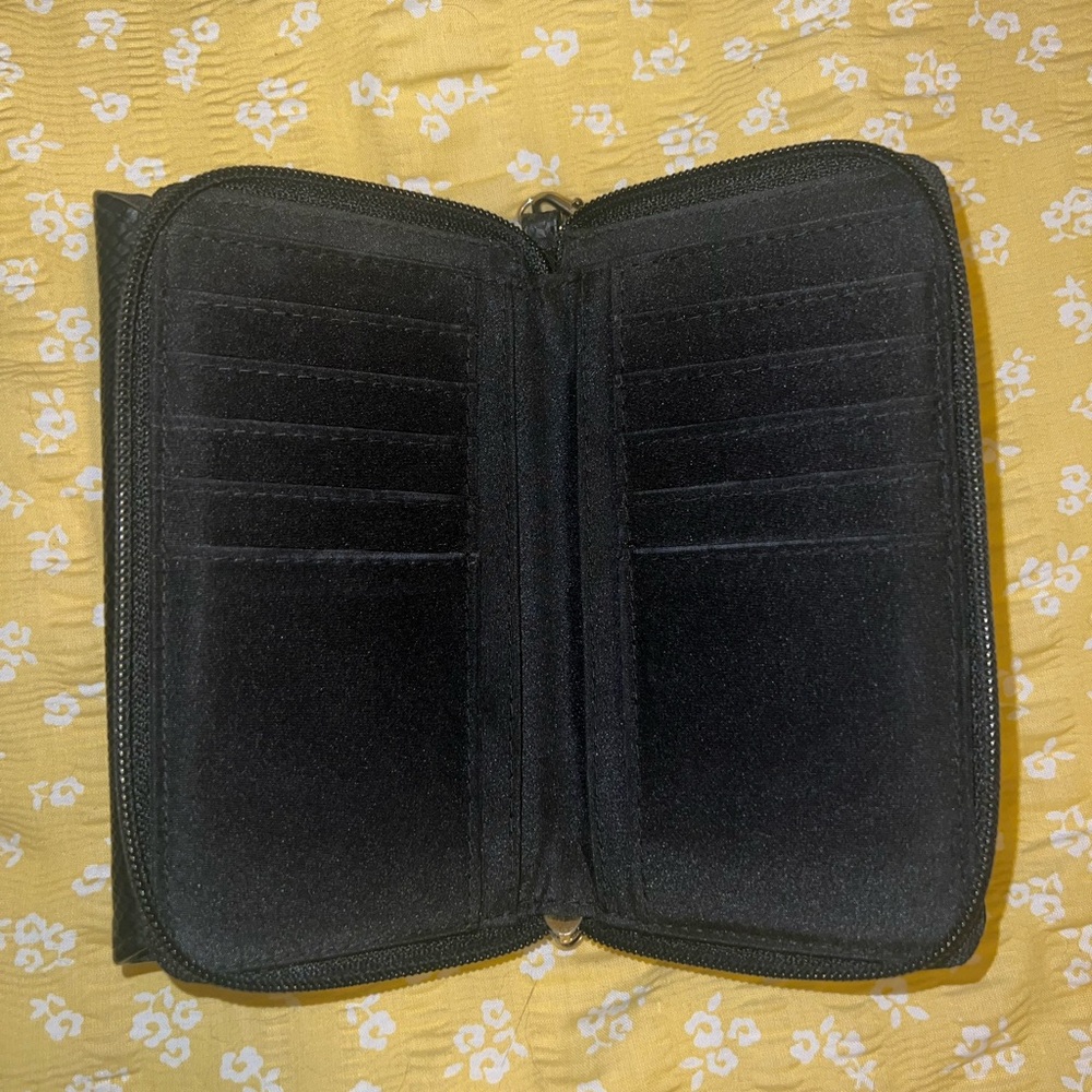 Target Black Wallet - Picture 3 of 4